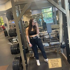 Meet your Posher, Courtney